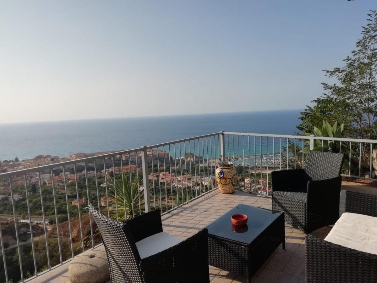 Villa Del Conte Drapia Esterno foto