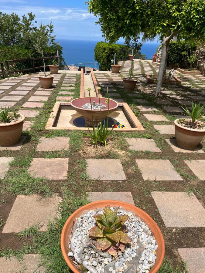 Villa Del Conte Drapia Esterno foto
