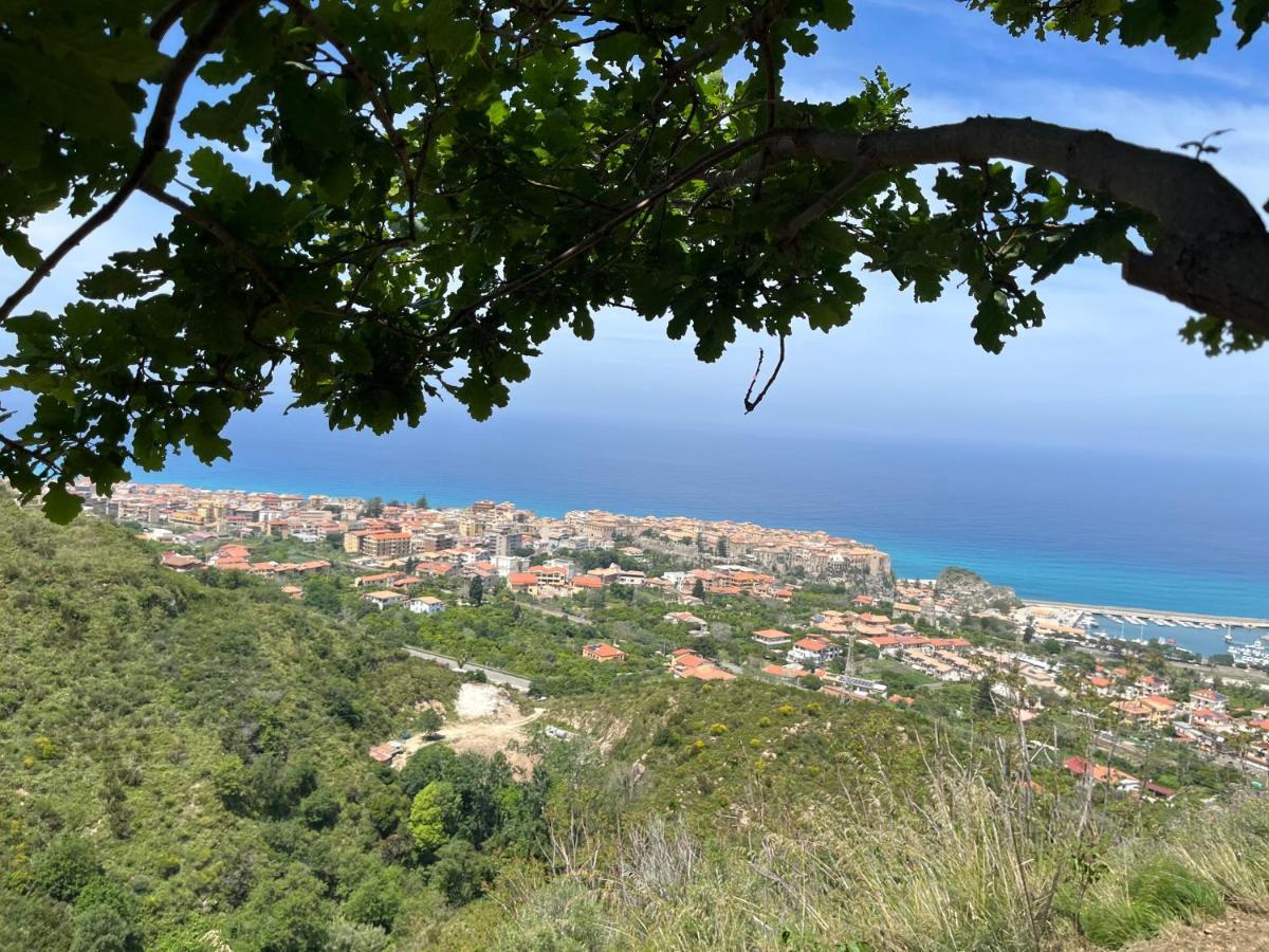 Villa Del Conte Drapia Esterno foto