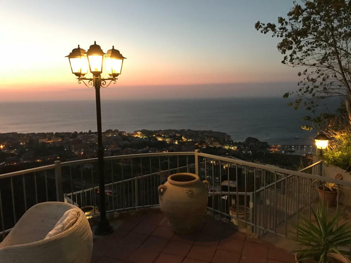 Villa Del Conte Drapia Esterno foto